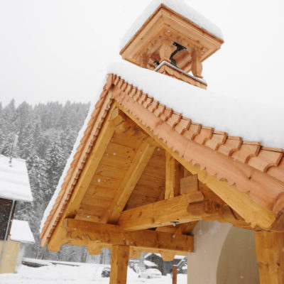 Holzschindeln auf Kapelle